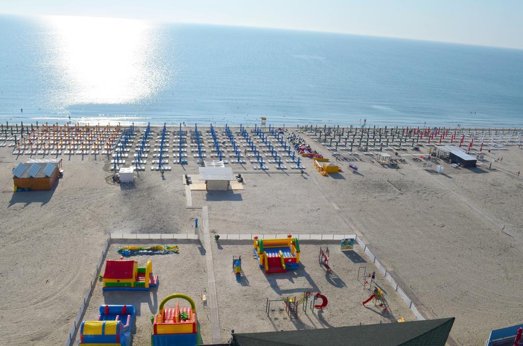 Savoy Hotel Mamaia Eksteriør billede